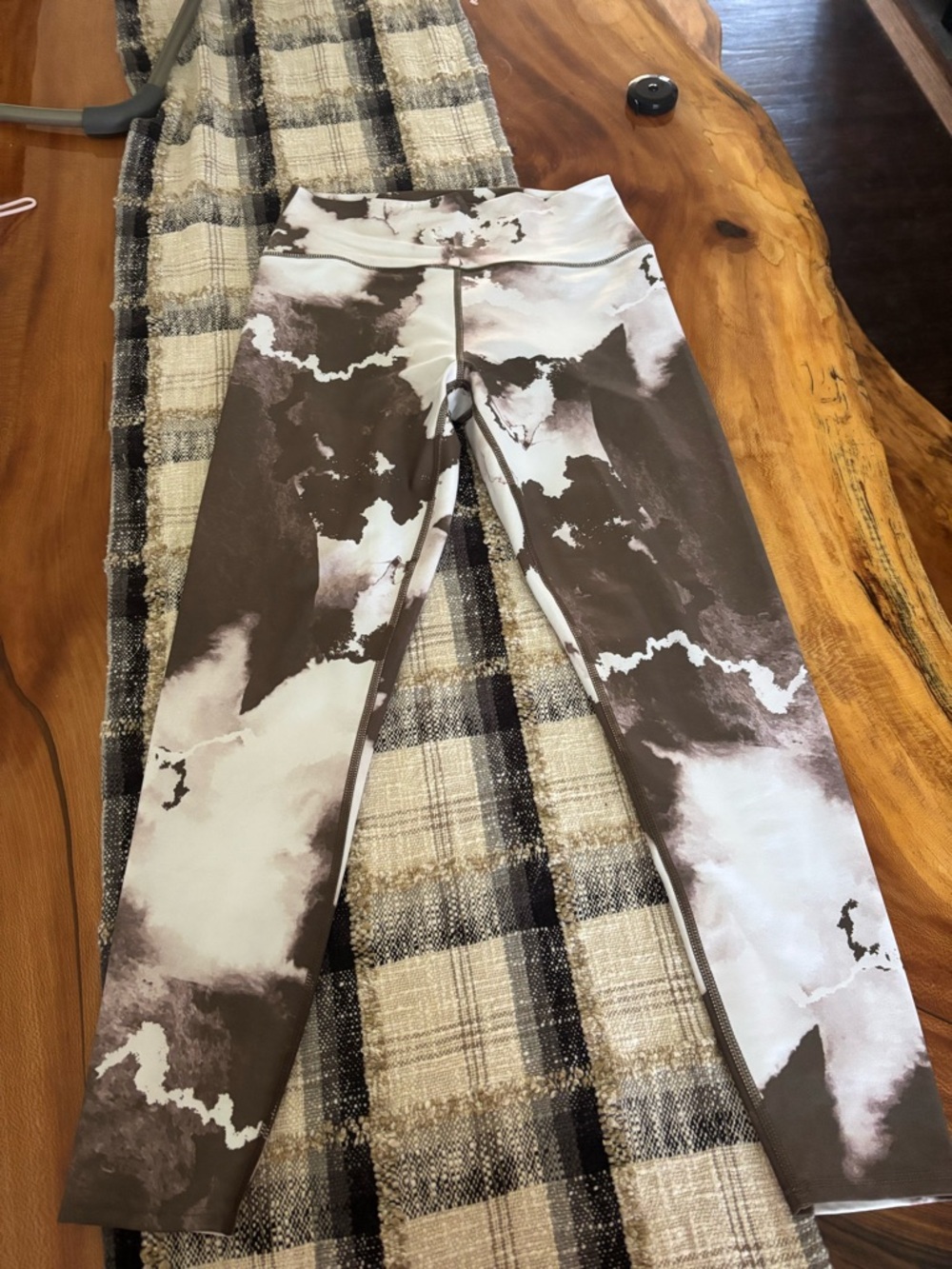 Sage Marble-Print High-Rise Leggings in Brown & Cream